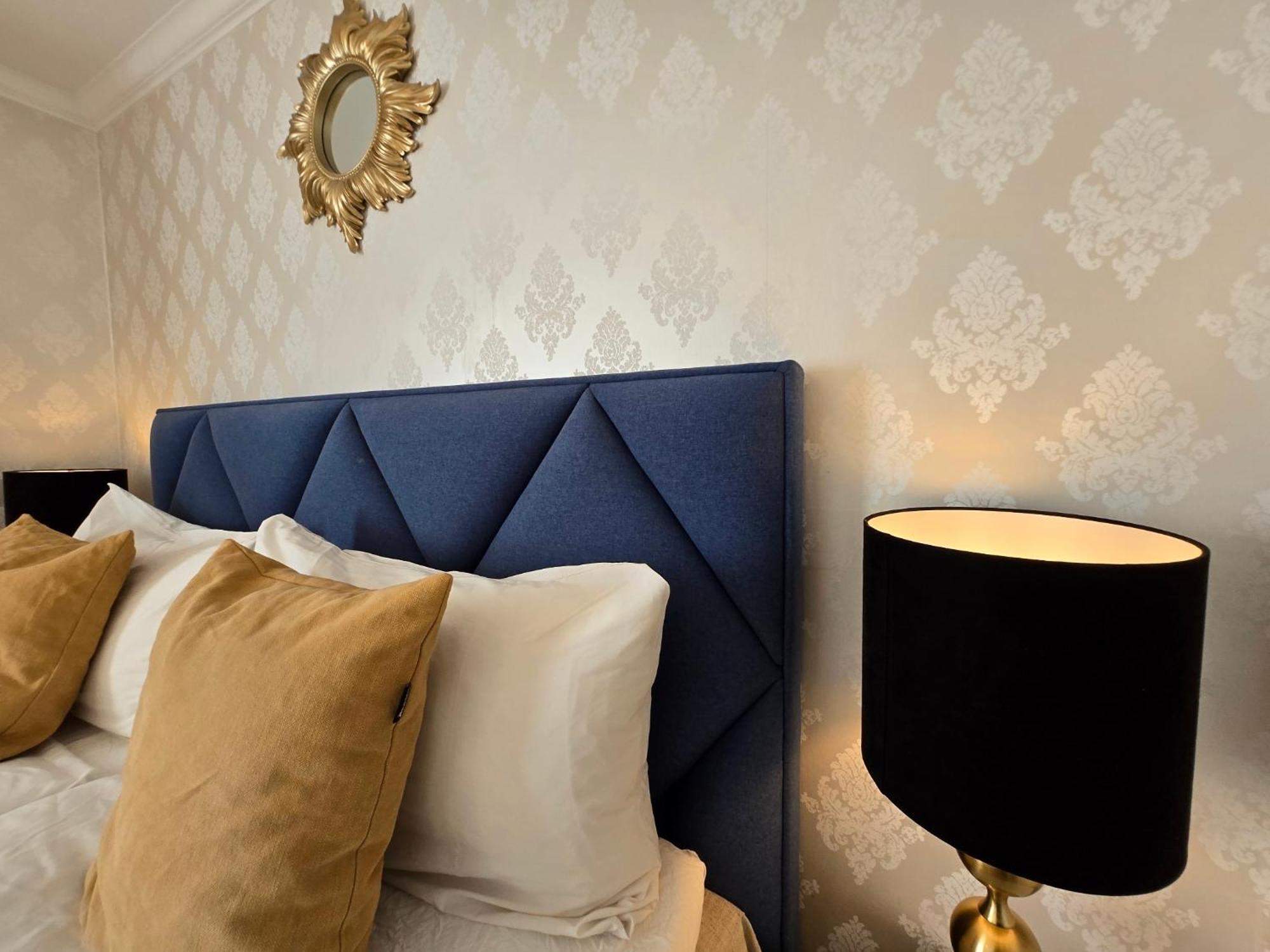 מרייסטד Vaenerport Lakefront Hotell מראה חיצוני תמונה