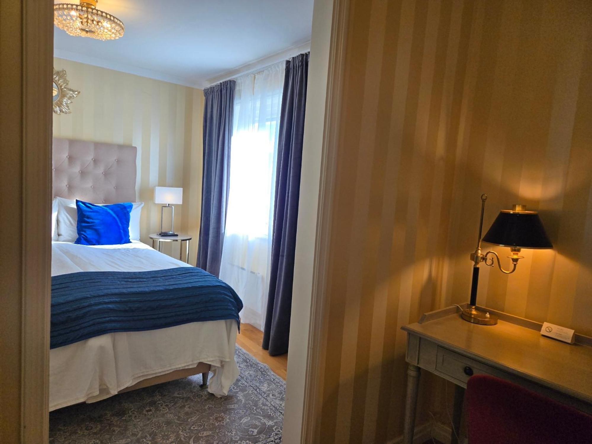 מרייסטד Vaenerport Lakefront Hotell מראה חיצוני תמונה